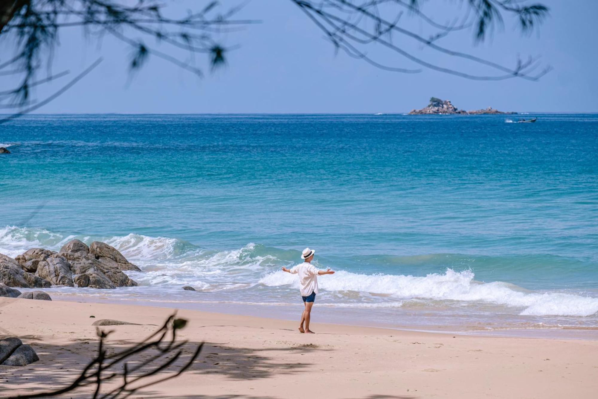 Sealord Naithon Beachfront Villa Dış mekan fotoğraf