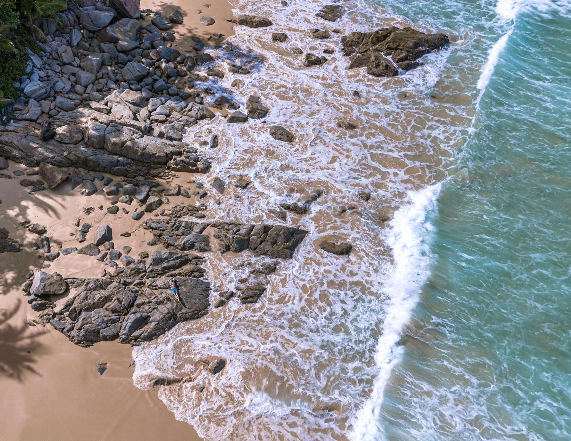 Sealord Naithon Beachfront Villa Dış mekan fotoğraf